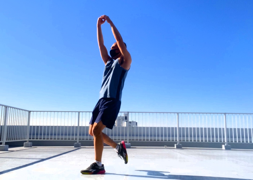 ボディコンバット,レスミルズ,レスミルズインストラクター,ボディコンバット93,ウォーミングアップ上半身,ポイント